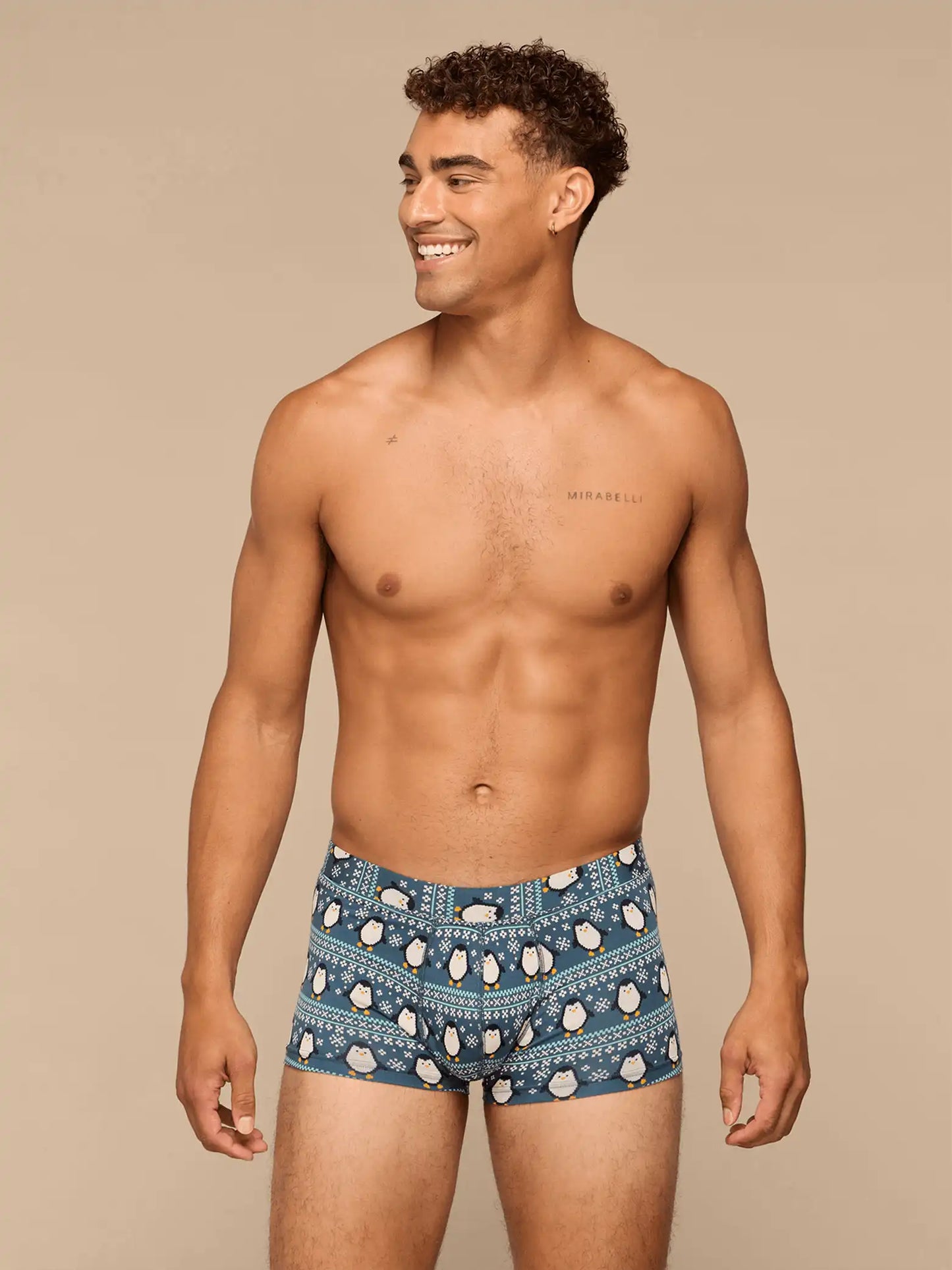 UltraModal™ FeelFree Trunk | Penguin Sweater