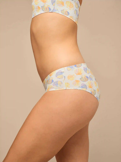 Seamless Tanga | Scallop Shells