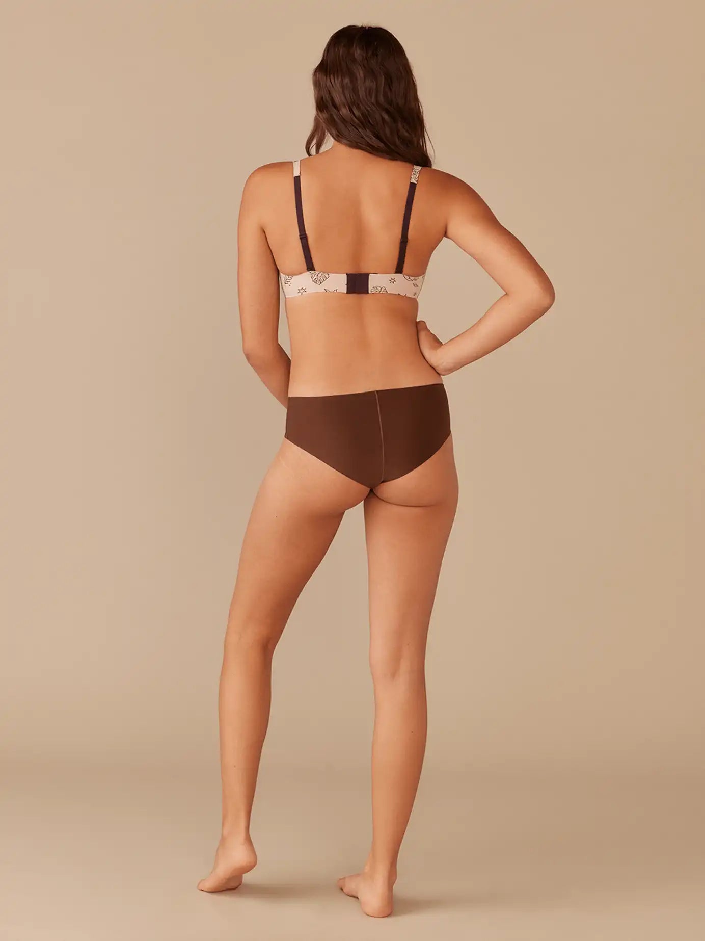 Seamless Tanga | Espresso