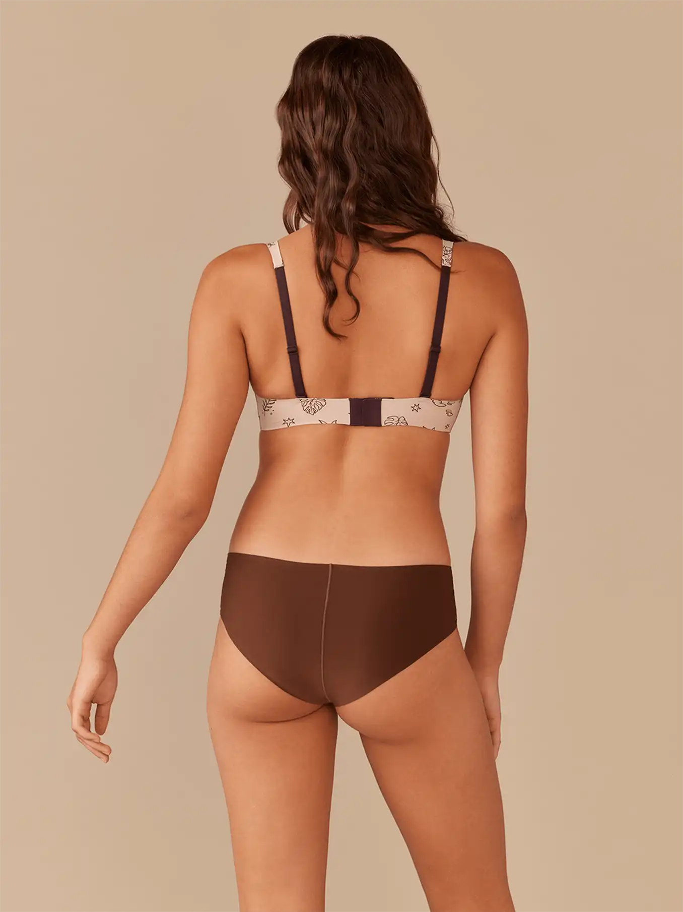Seamless Tanga | Espresso