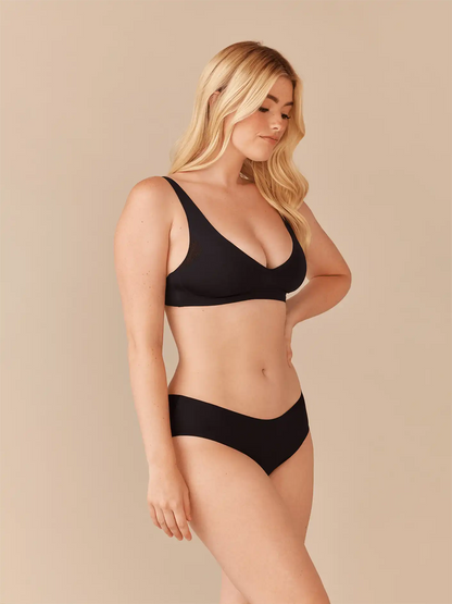 Seamless Plunge Bralette | Black