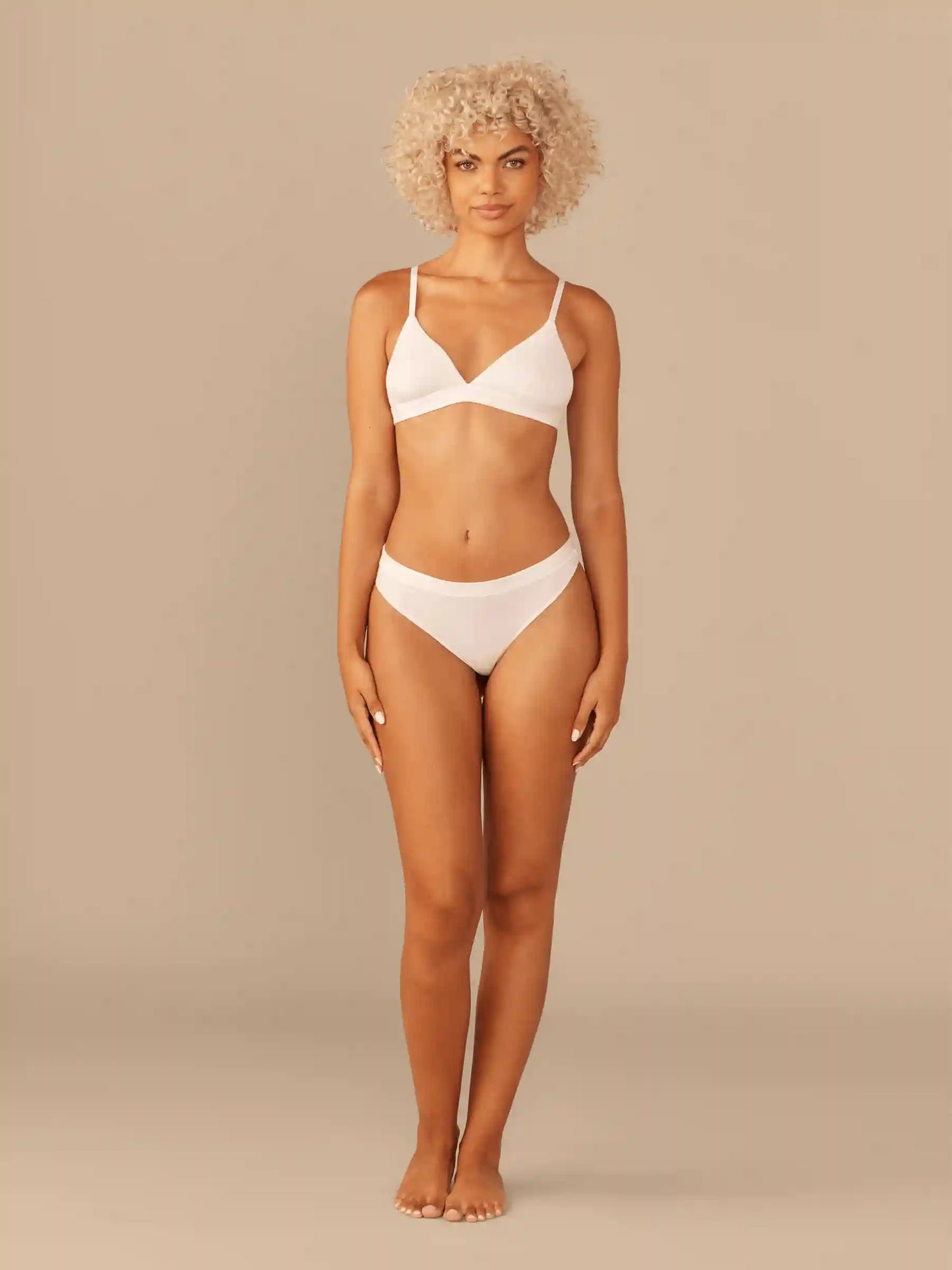 UltraModal™ FeelFree Thong | White