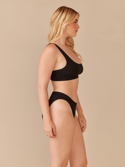 UltraModal™ FeelFree High-Leg Bikini | Black