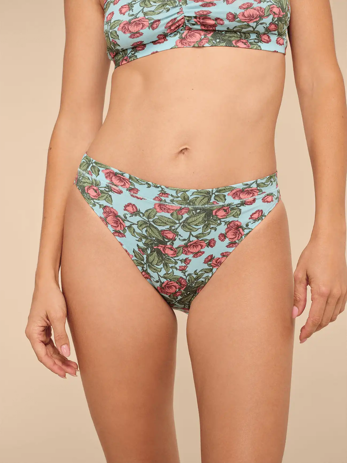 UltraModal™ FeelFree High Leg Bikini | Peonies
