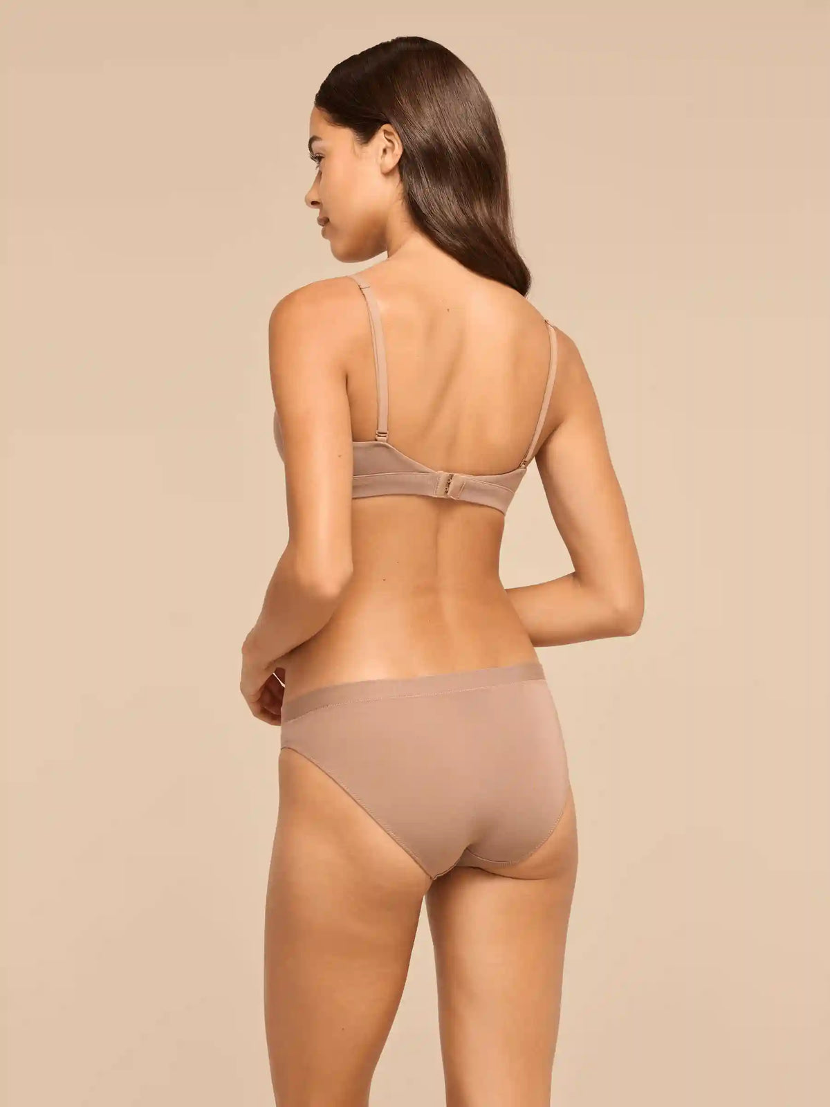 UltraModal™ FeelFree Ruched Bralette | Cocoa