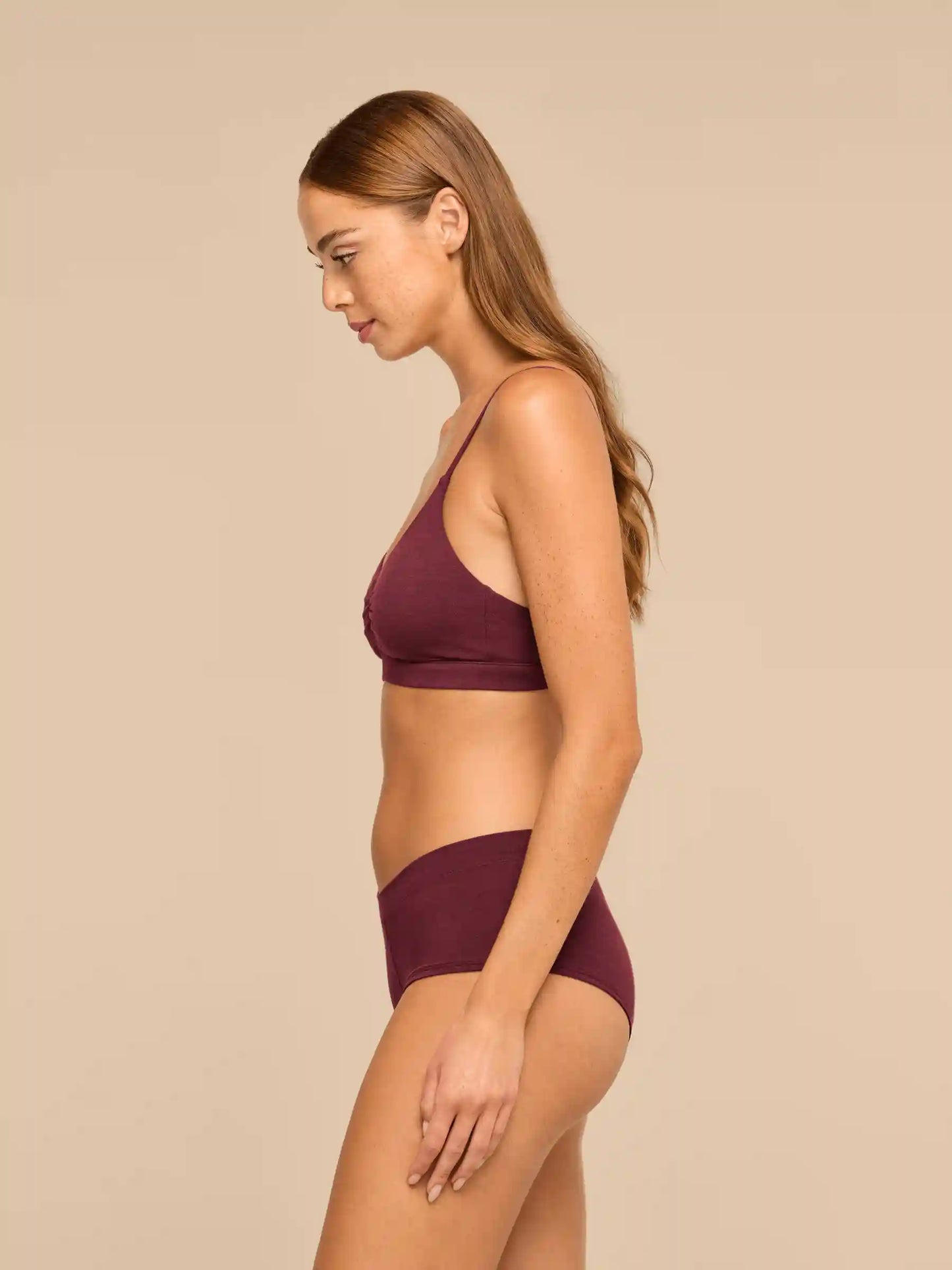 UltraModal™ FeelFree Ruched Bralette | Heather Plum
