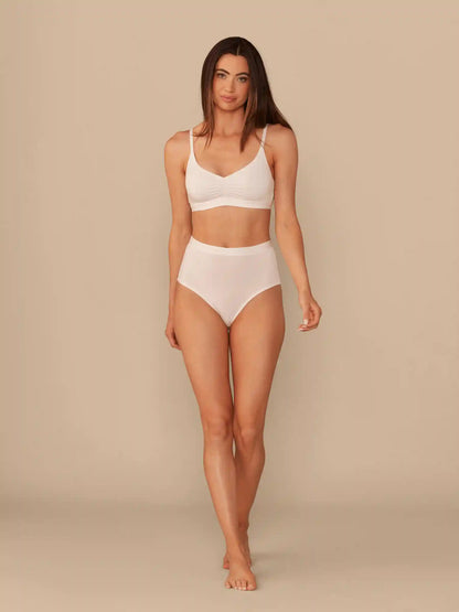 UltraModal™ FeelFree Ruched Bralette | White/White