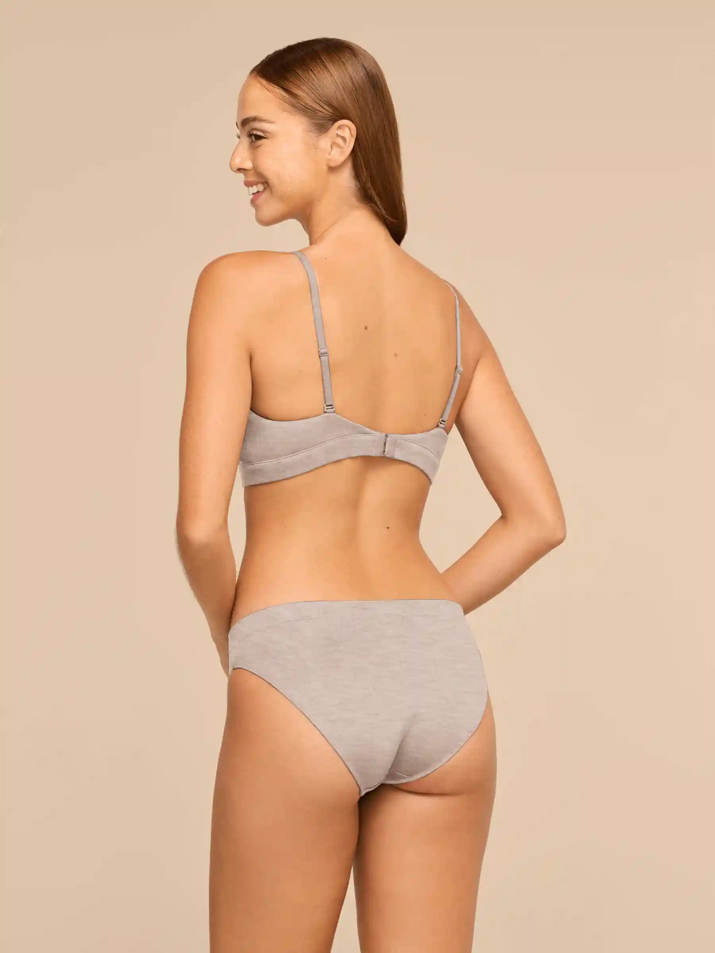 UltraModal™ FeelFree Ruched Bralette with Cups | Heather Grey