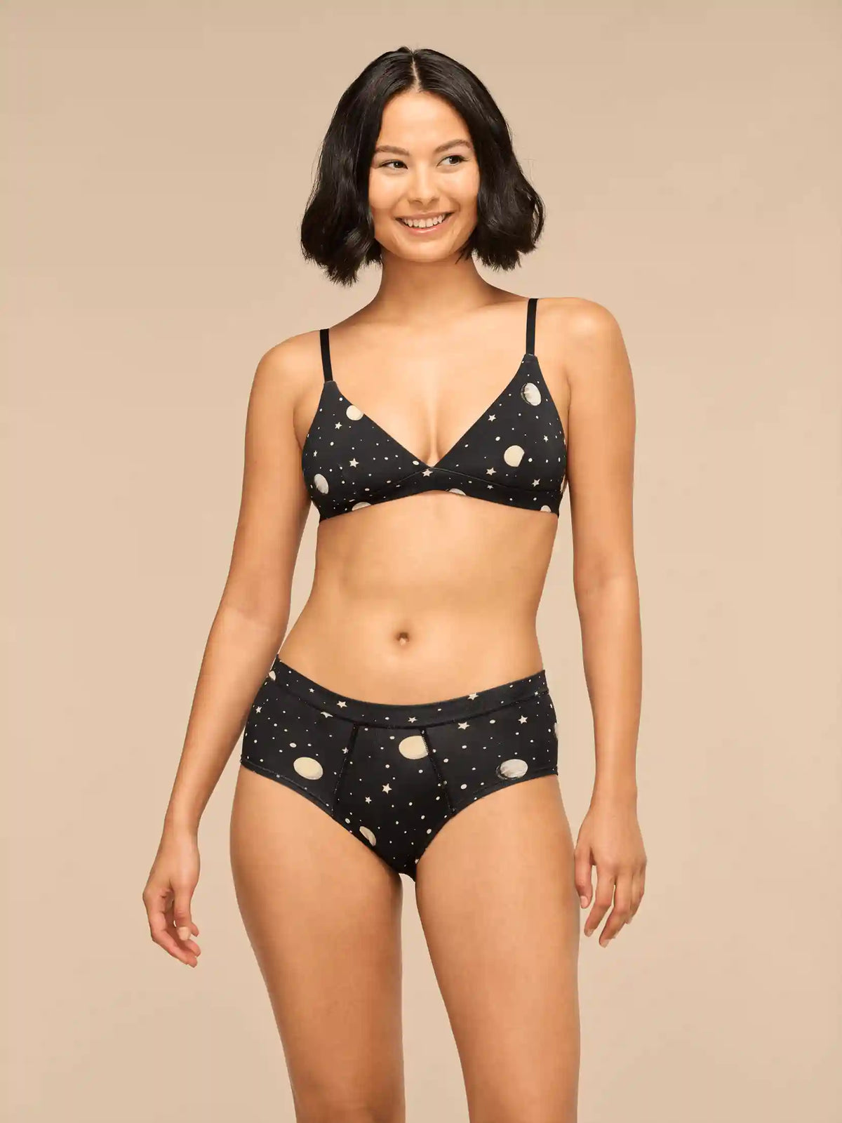UltraModal™ FeelFree Triangle Bralette | Gravity
