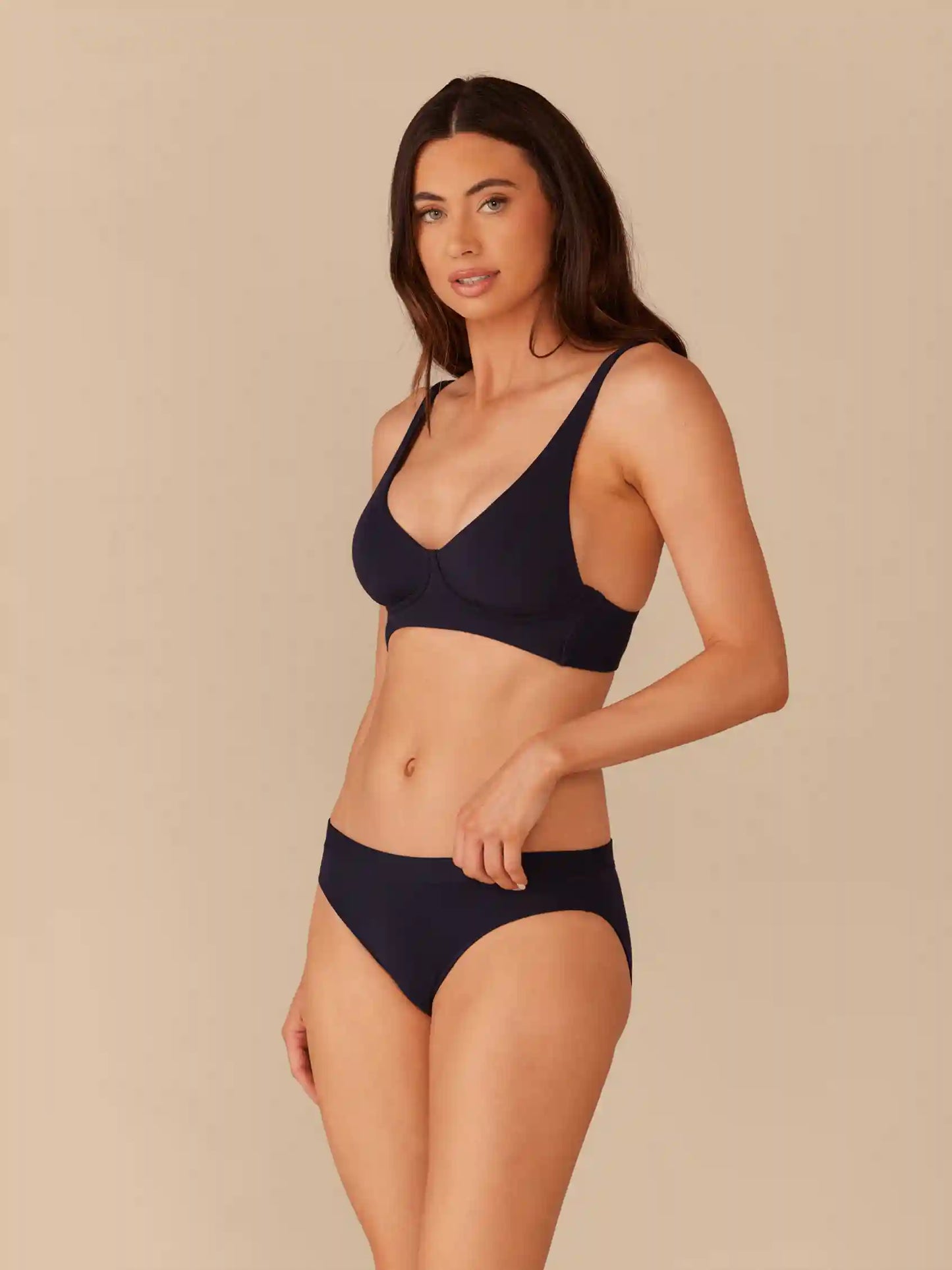 UltraModal™ FeelFree Longline Bralette | Dark Sapphire/Dark Sapphire