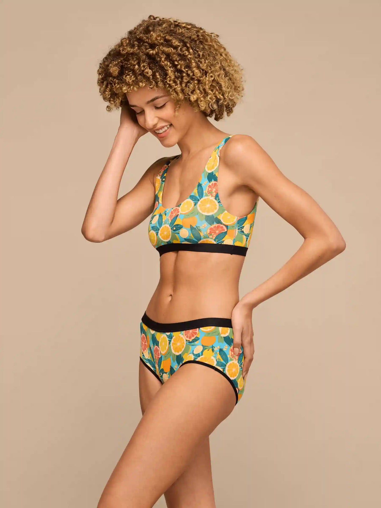 UltraModal™ Core Scoop Bralette | Sicilian Oranges