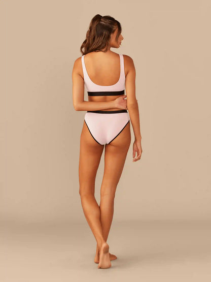 Curvy UltraModal™ Core Scoop Bralette | Pretty Fly