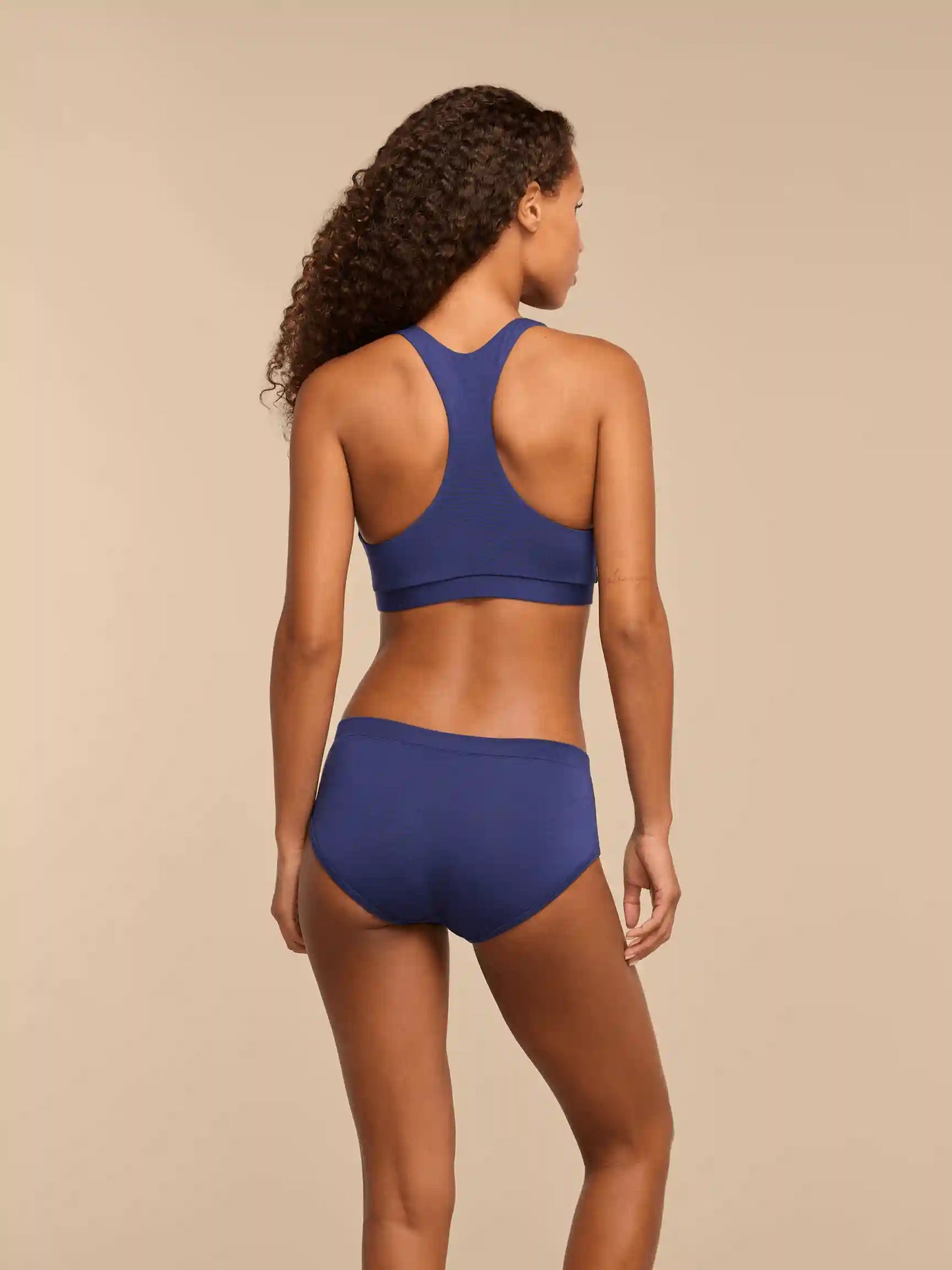 UltraModal™ FeelFree Racerback Bralette | Navy