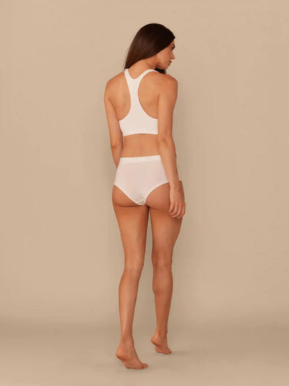 UltraModal™ FeelFree Racerback Bralette | White