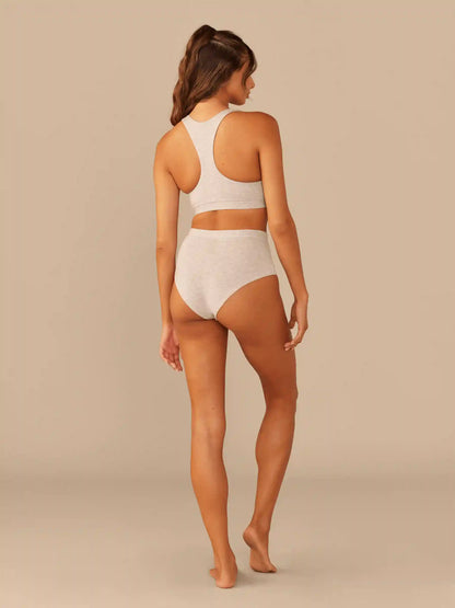 UltraModal™ FeelFree Curvy Racerback Bralette | Gravity