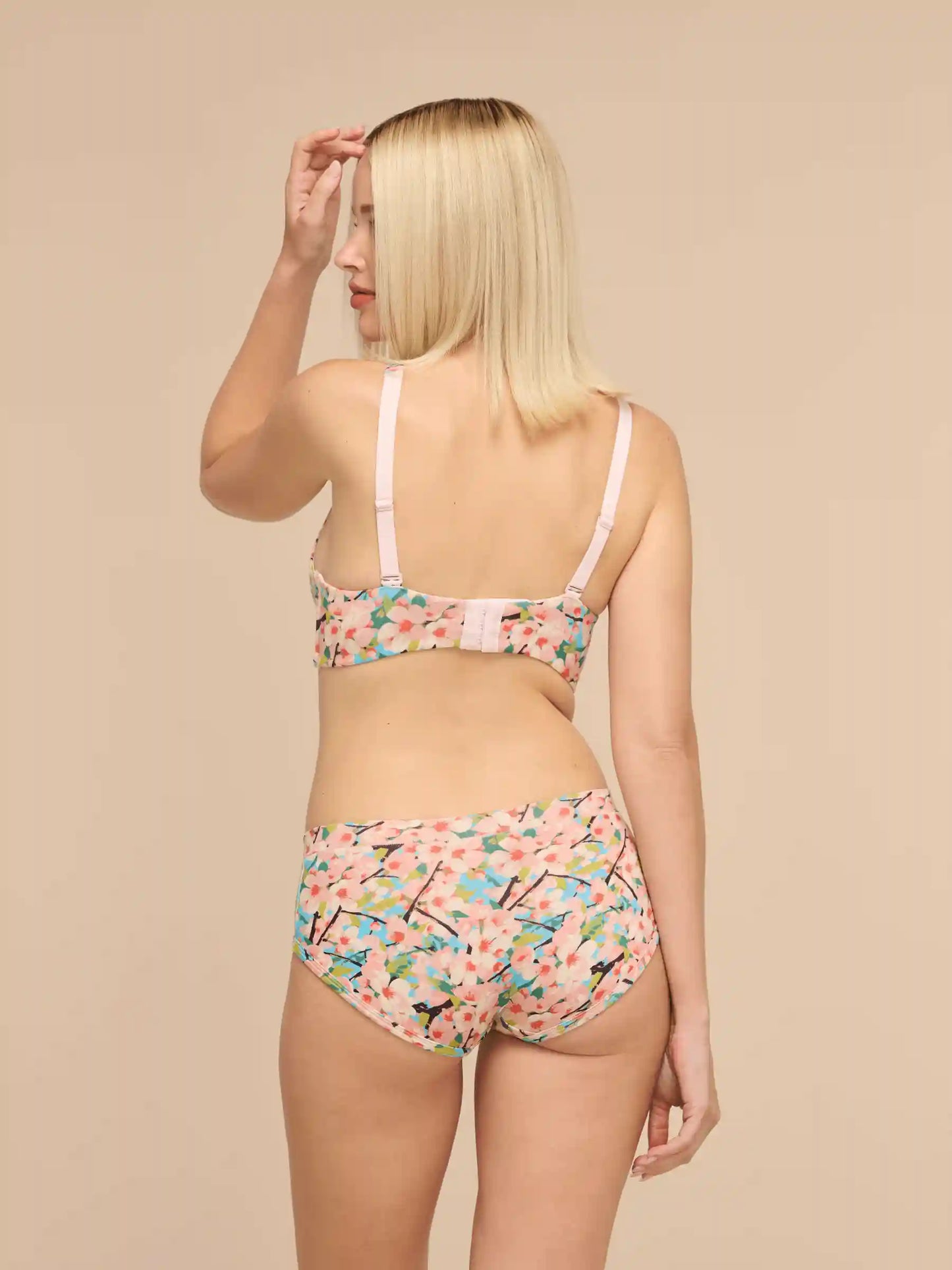 UltraModal™ FeelFree Hipster | Cherry Blossom