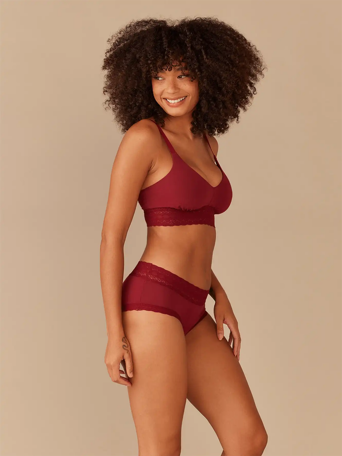 UltraModal™ Lace Longline Bralette | Cabernet